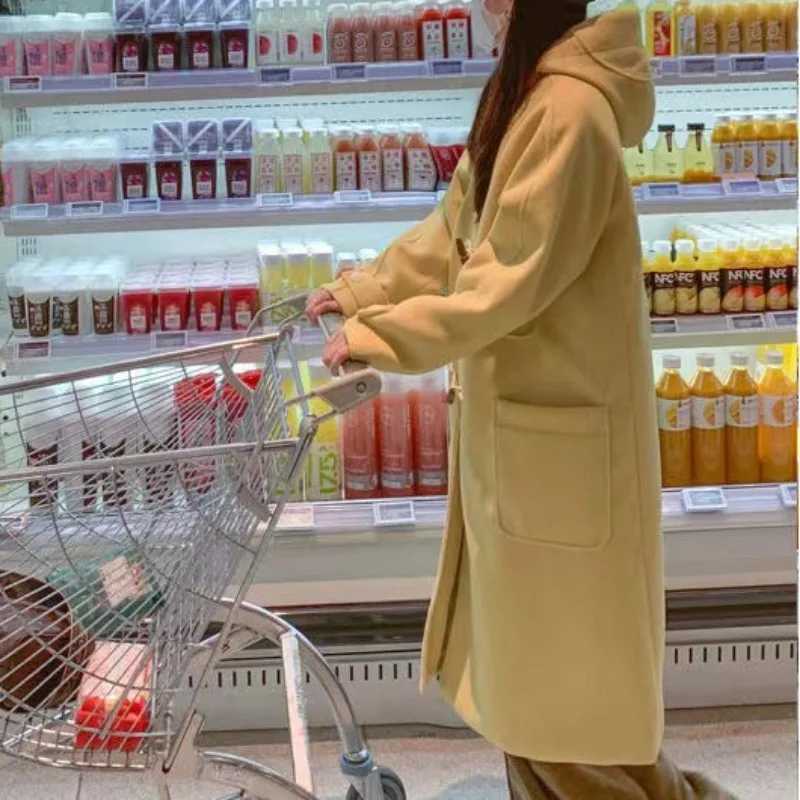2023 New Woolen Coat for Women Goose Yellow Horn Button Coat for Autumn Winter Small Gentle Windbreaker Thick Hoodie OvercoatX241009