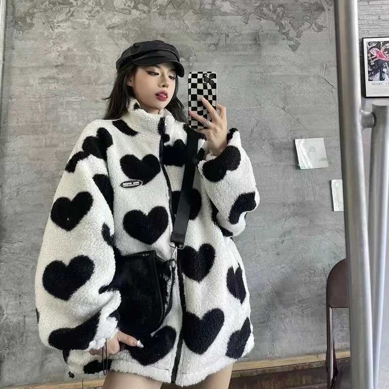 Fashion Double Sided Collar Jacket Couple Loose Jacket Warm Top Men Winter Wear Love Lamb Wool Womens Padded JacketX241018