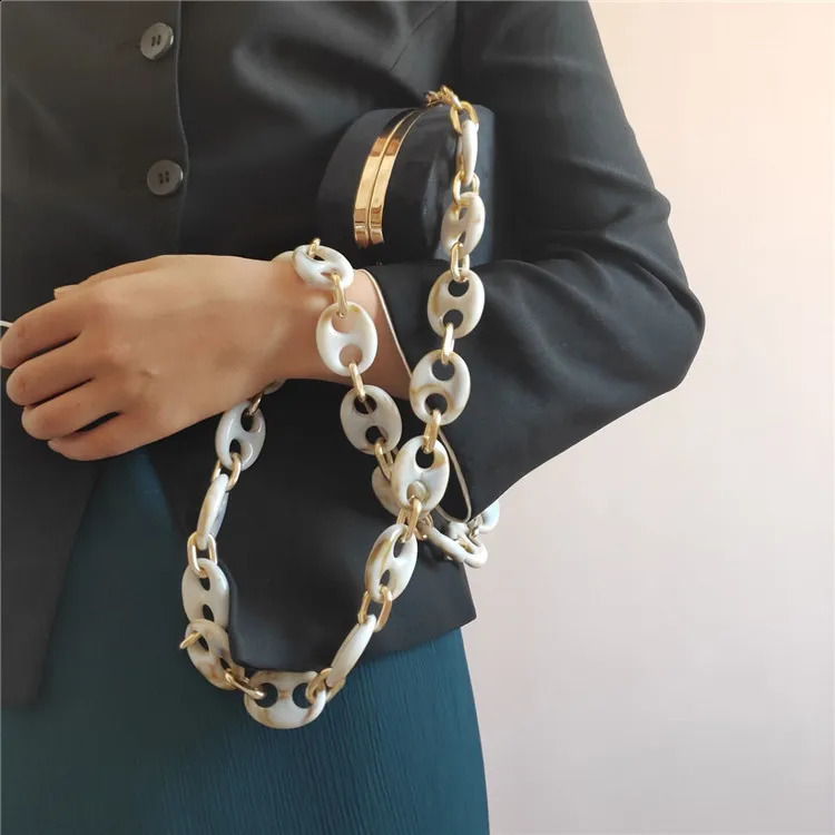 Fashion acrylic metal pig nose cross body long bag shoulder chain 241008