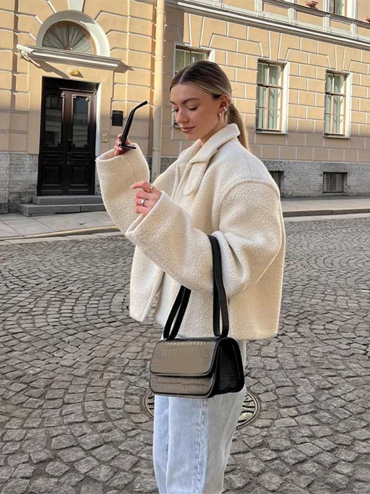 Warm Lamb Wool Solid Color Long Sleeve Short Jacket Fashion Lapel Collar Zipper Coat Autumn New Woman Commuter Outerwear 2024X241018