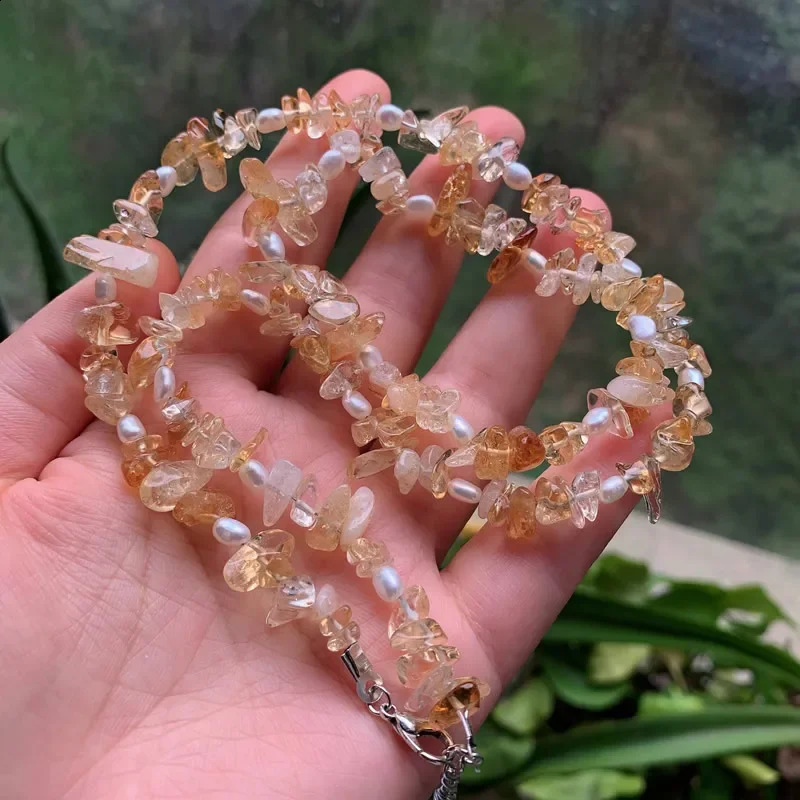 Treat natural quartz necklace for women irregular Baroque pearl charm chain chip quartz crystal necklace 241018