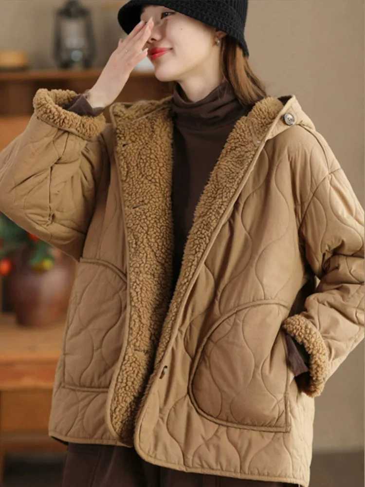 Lamb Wool Warm Jacket Thick Hooded Cotton Coat Womens Retro Long Sleeved Large Size Jacket Loose Casual Warm Comfortable WinterX241018