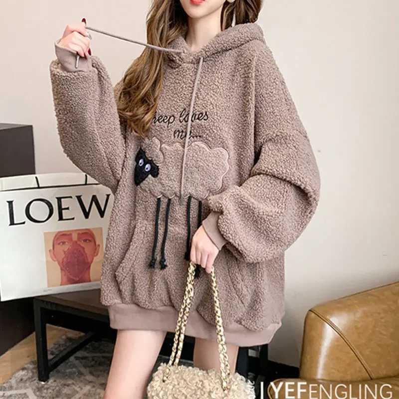 Winter Thick Lamb Wool Casual Women Hoodie Yellow Loose Lady Sweatshirt Embroidery Cartoon Cute Little Sheep Pullover FemaleX241018