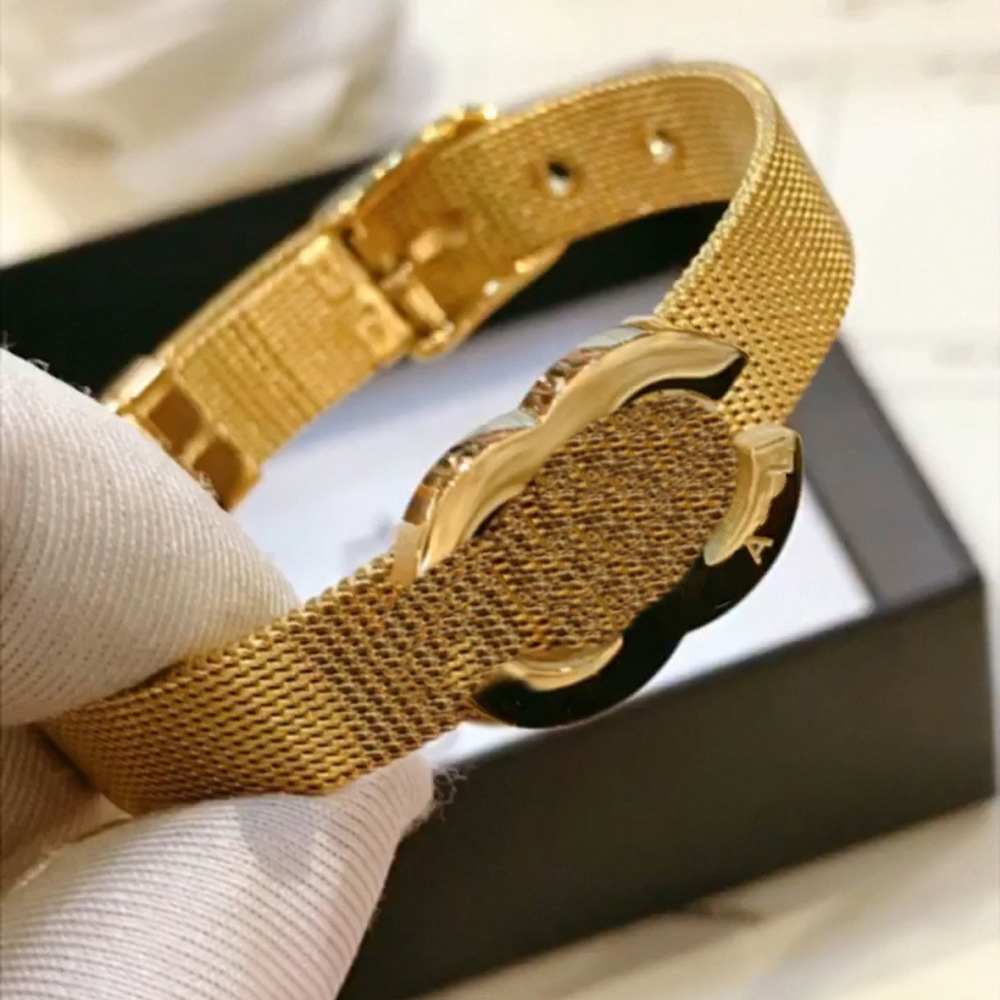 20style Classic Letter Designer Women Mens Bangle Bracelets Simple Anniversary Gift Jewelry Accessory High Quality