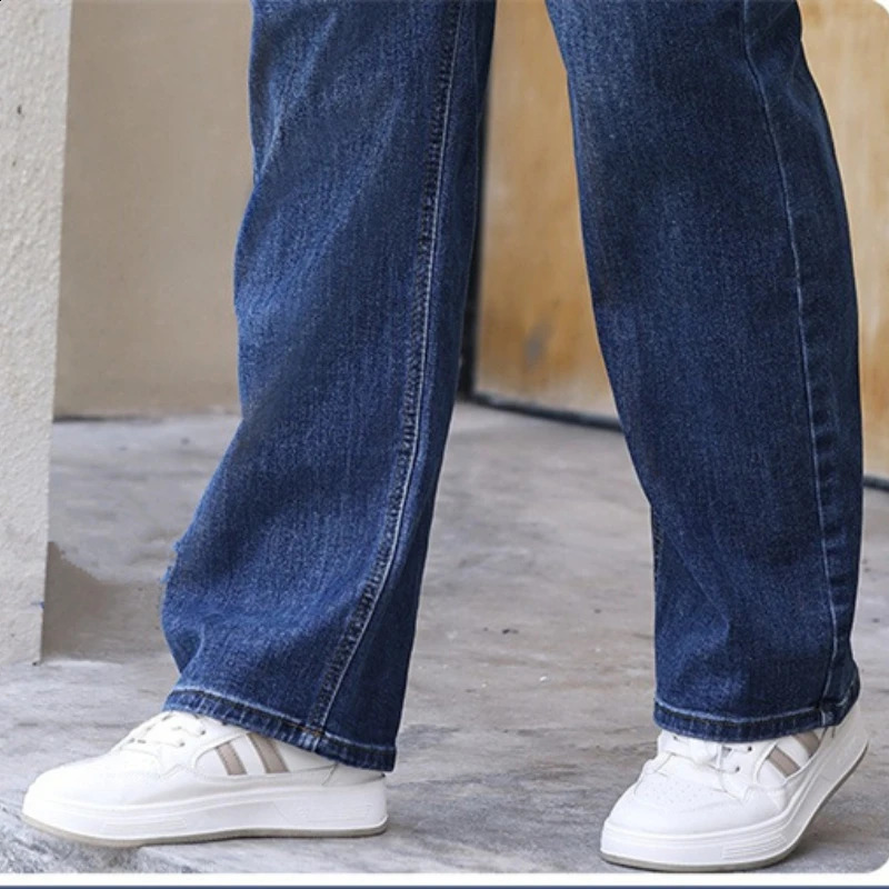 Straight Jeans Female Autumn Plus size 6XL 5XL High Waisted Loose Lady Classic Elegant Trousers Stretched Women Long Denim Pants 241007