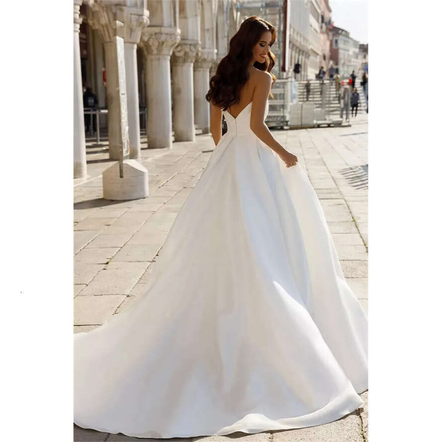 Slit Neck Simple V A E Dresses Pleat Satin Bridal Gown Sweep Train Backless Bohemian Wedding Gowns 326 s
