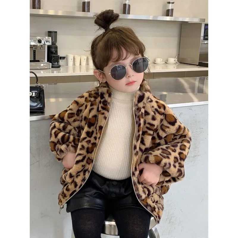 Girls and Childrens Winter Panther Childrens Coat Cotton Jacket High Quality Comfortable Cute Baby Clothing M241018