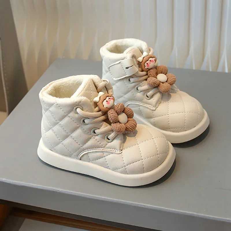 Boots Winter snow boots are suitable for little girls trendy cute smooth girls snow boots artificial fur cotton shoes plush fashion boots H241018
