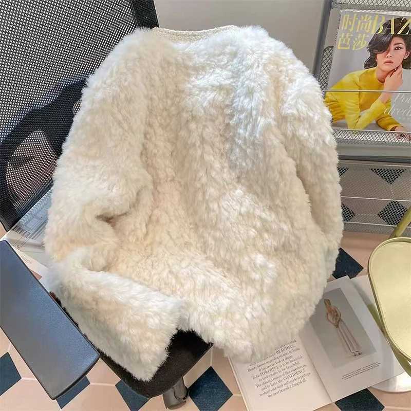 Winter Elegant Socialite Faux Fur Lamb Wool Coat For Women Autumn Gentle and Thick Sheepskin Unique Jacket TopX241018
