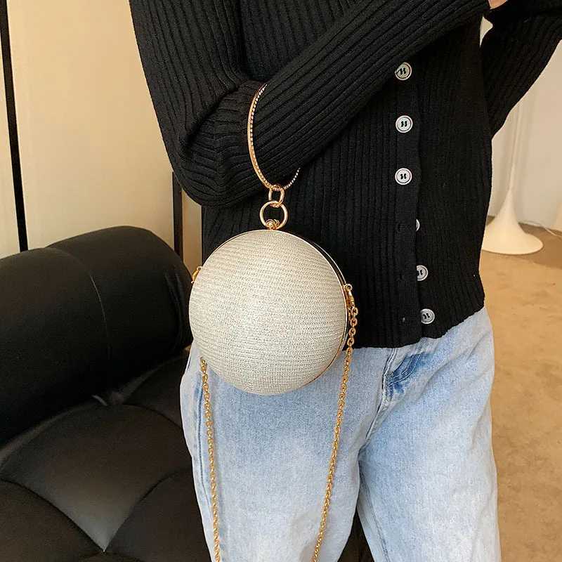 Round ring portable evening bag Metal silver round ball handbag for lipstick Elegant luxury clutch wallet Wedding wallet Z241018