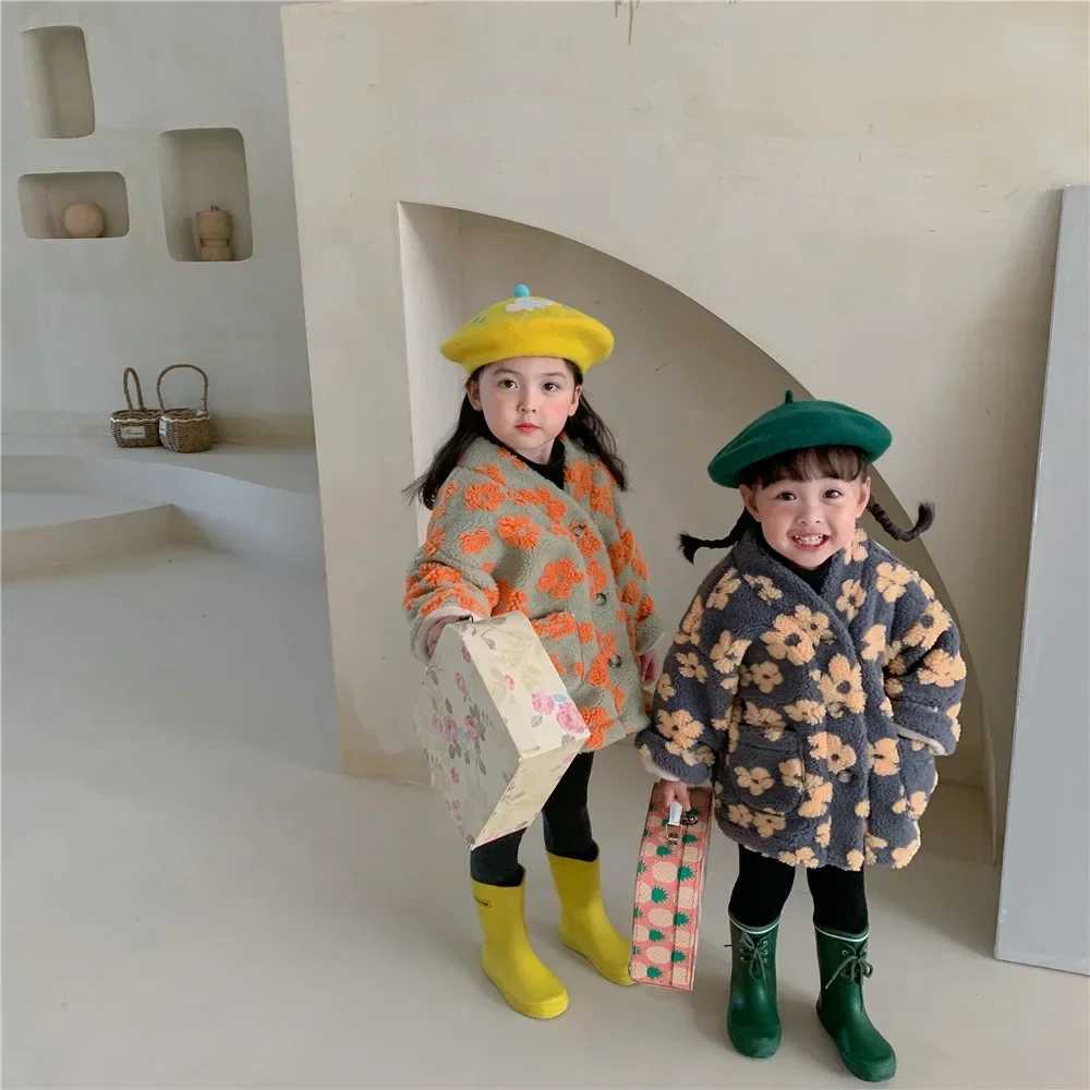 Womens outerwear winter simple Korean baby round neck plush childrens clothing M241018