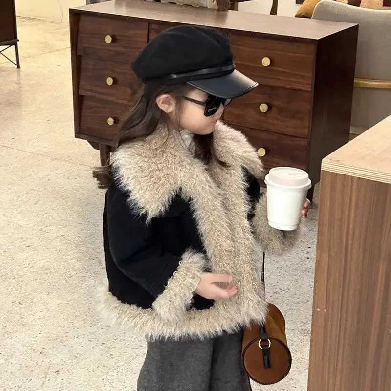 Girls winter denim jacket fashion patch work artificial fur coat Korean fashion cotton jacket fashion girls clothing 2 to 8 years M241018