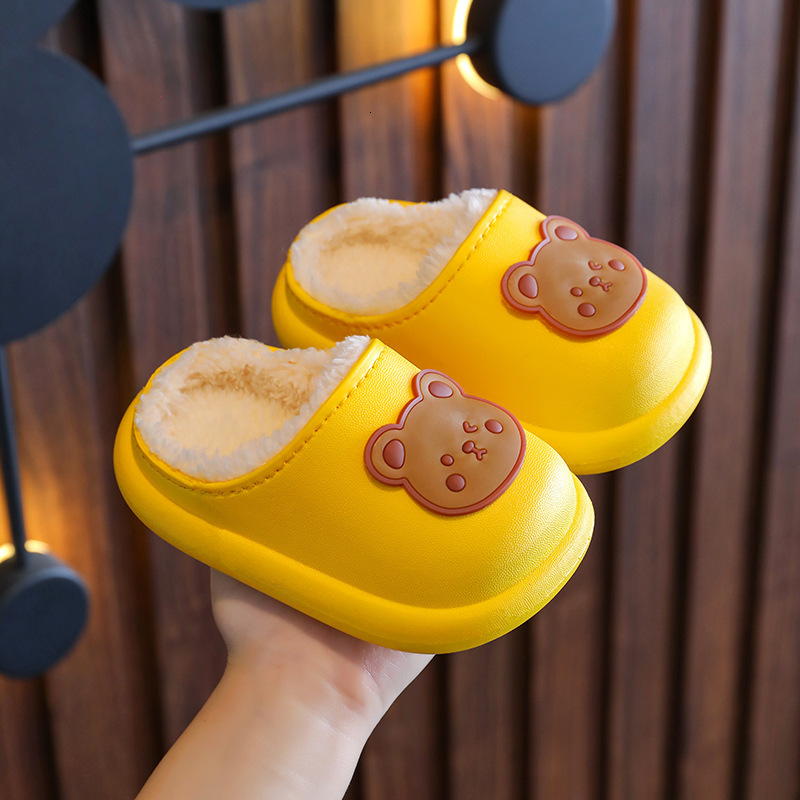 Children's and girls' cotton slippers, waterproof and non slip in autumn and winter, middle-aged and young children, little princesses, cart