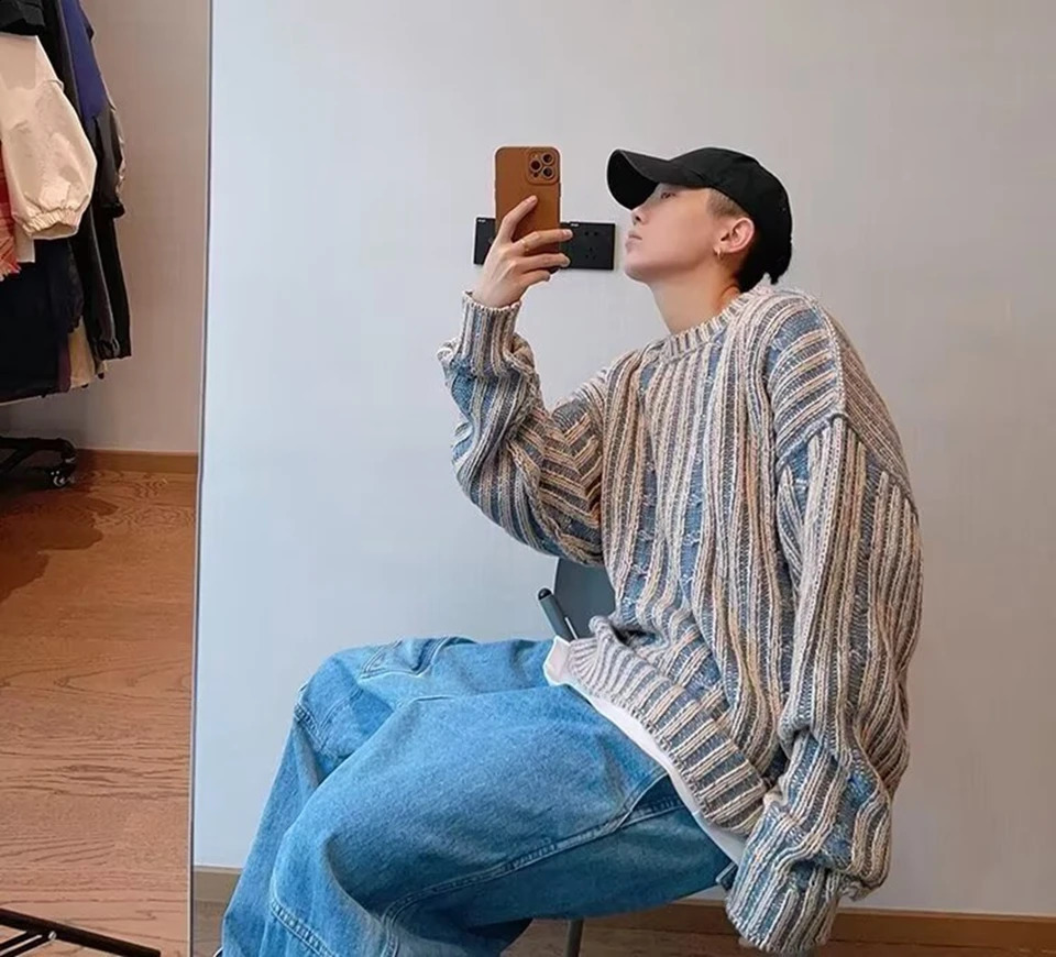 Y2K striped mens crochet sweater long sleeved knitted T-shirt Korean fashion streetwear pull-out patch staff knitted sweater 241018