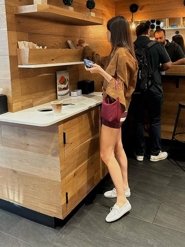 Women Chic Brown Casual Suede Jackets Lapel Long Sleeve Single Breasted Pockets Coats Solid Autumn Office Female Commuting Top 241017