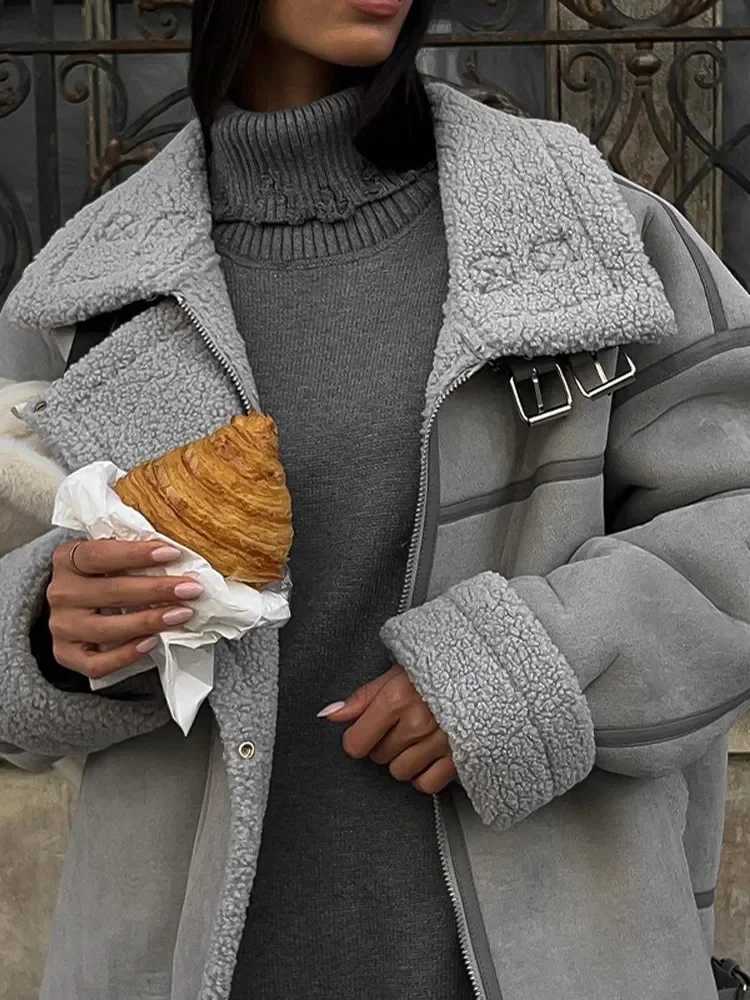 Lamb Wool Zipper Short Coats Women Loose Casual Winter Thick Warm Jacket Female Fashion Turn-down Collar Solid Streetwear CoatsX241018
