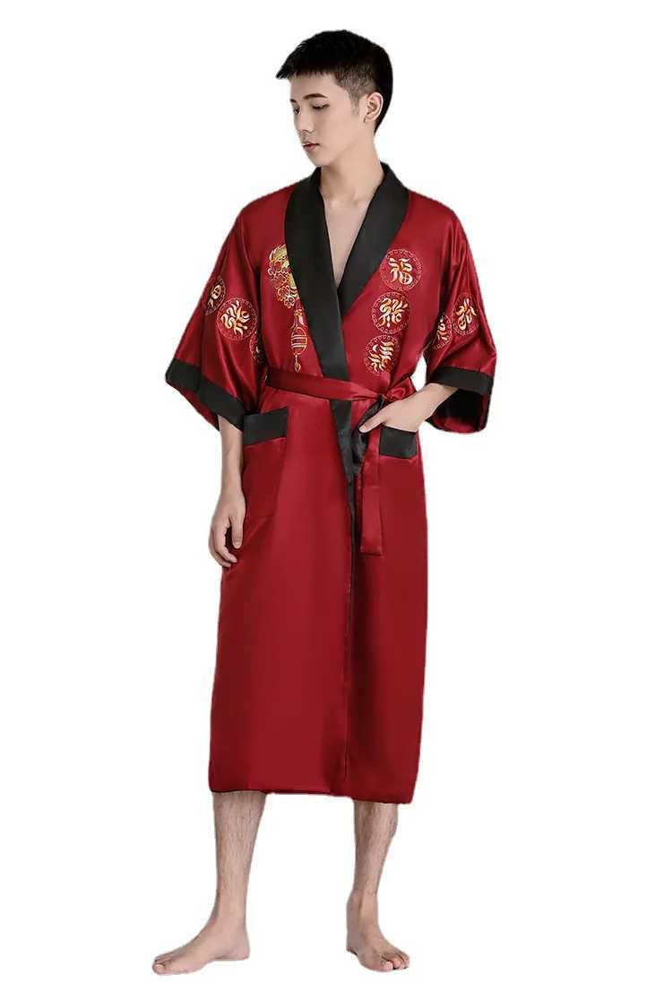 Chinese Style Embroidered Dragon Men Robe Kimono Bathrobe Gown Half Sleeve Satin Sleepwear Nightwear Loose Home Wear with PocketXJ241018