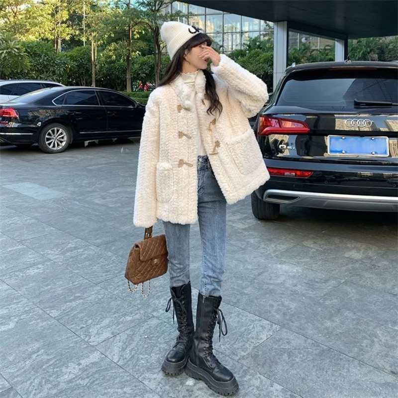 New Lamb Wool Thick Coat Womens Winter 2024 Korean Duffle Top Short Vertical Collar Cardigan Jacket Loose Parkas Casual OutwearX241018