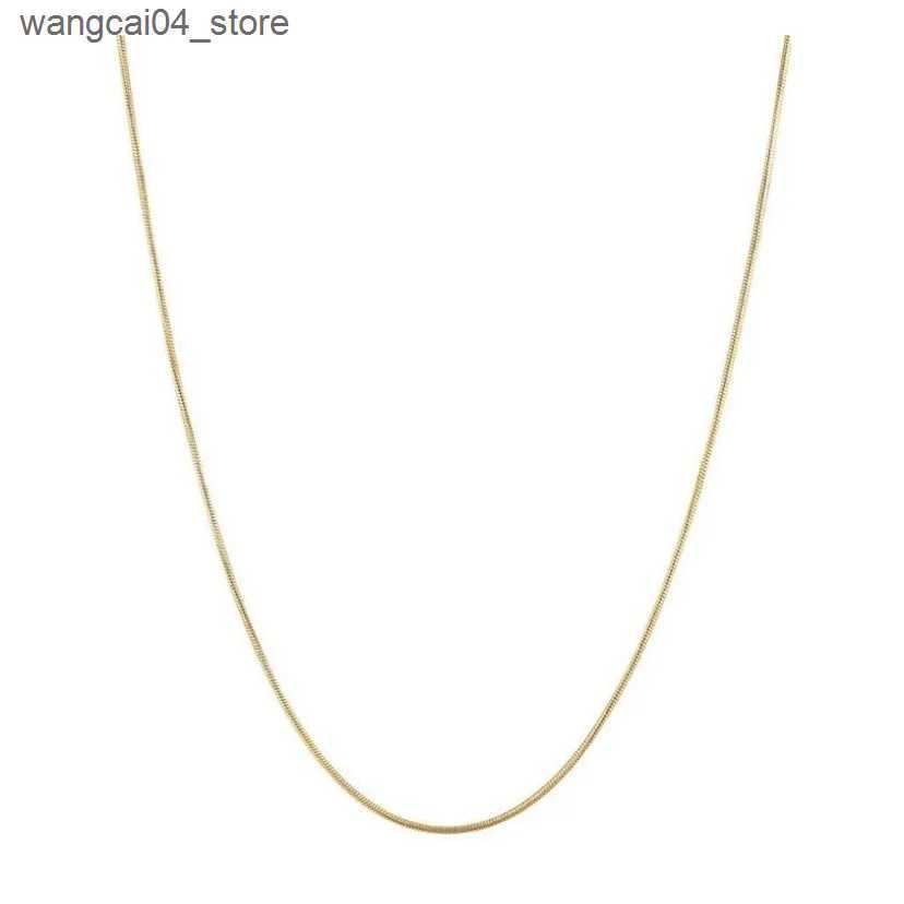 Chokers 1mm stainless steel waterproof snake chain necklace thick herringbone chain necklace suitable for womens fashionable stackable jewelry gifts L