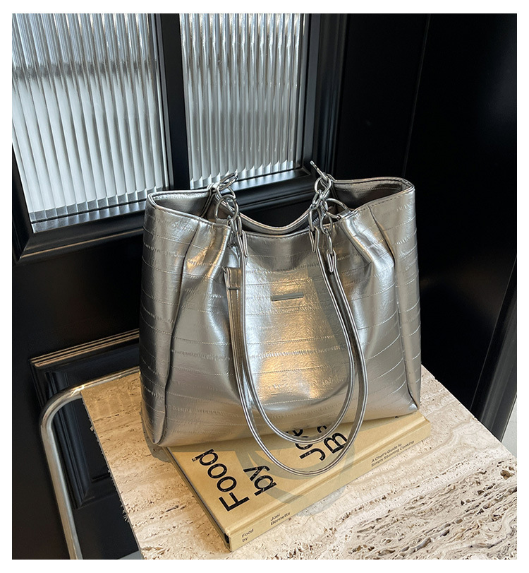 High end large capacity for women 2024 new fashionable commuting eel patterned tote bag, niche and versatile shoulder bag #29 8a38e