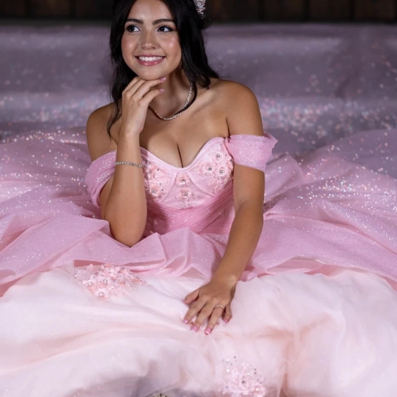 Sparkly Pink Sweetheart Off the Shoulder Princess Ball Gown Quinceanera Dresses Appliques Crystal Tull Sweet 16 Dress vestidos de 15 anos