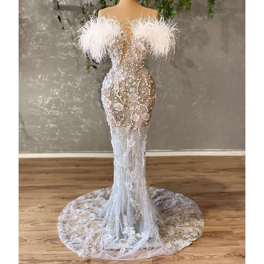 Arabic Aso Size Plus Ebi Urious Lace Beaded Wedding Dress Feather Sweetheart Bridal Gowns Dresses ZJ es
