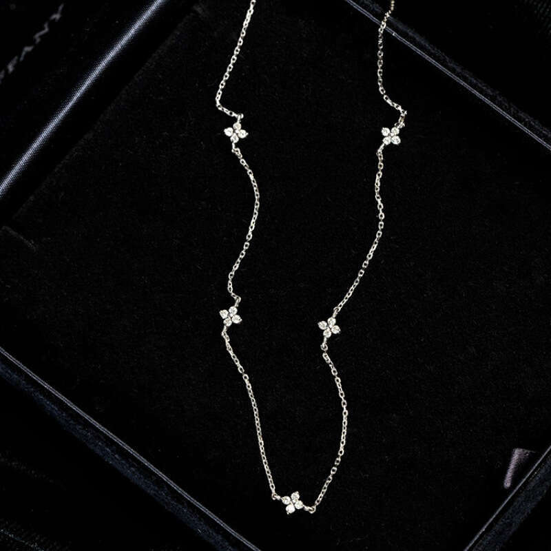S Gold Plated Clover Starry Sky Necklace Simple Zircon Sier Women's Style Elegant Commuter