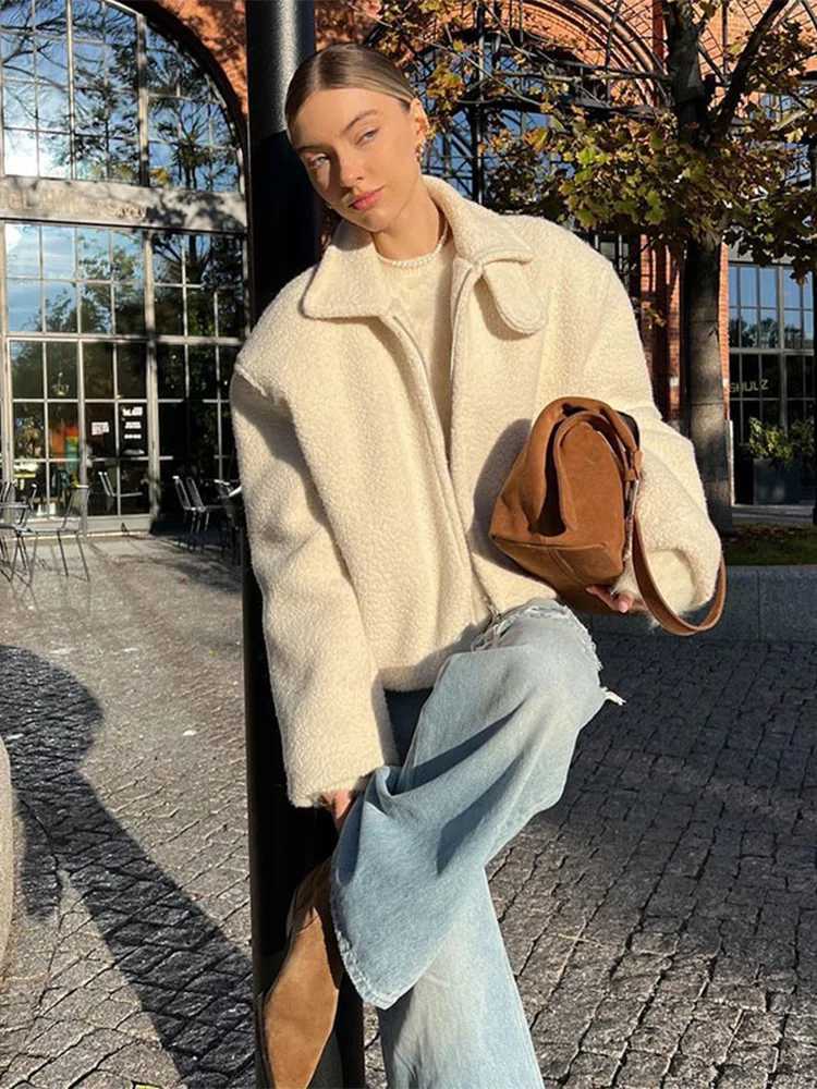 Warm Lamb Wool Solid Color Long Sleeve Short Jacket Fashion Lapel Collar Zipper Coat Autumn New Woman Commuter Outerwear 2024X241018