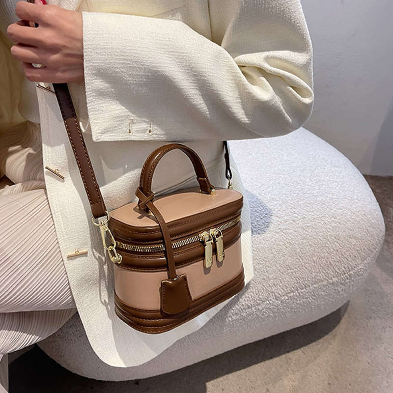Bags Brand Barrel-shaped Shoulder Women Fashion Top Handbag High Quality Crossbody Square and Purses Ladys Cute Clutch Bag