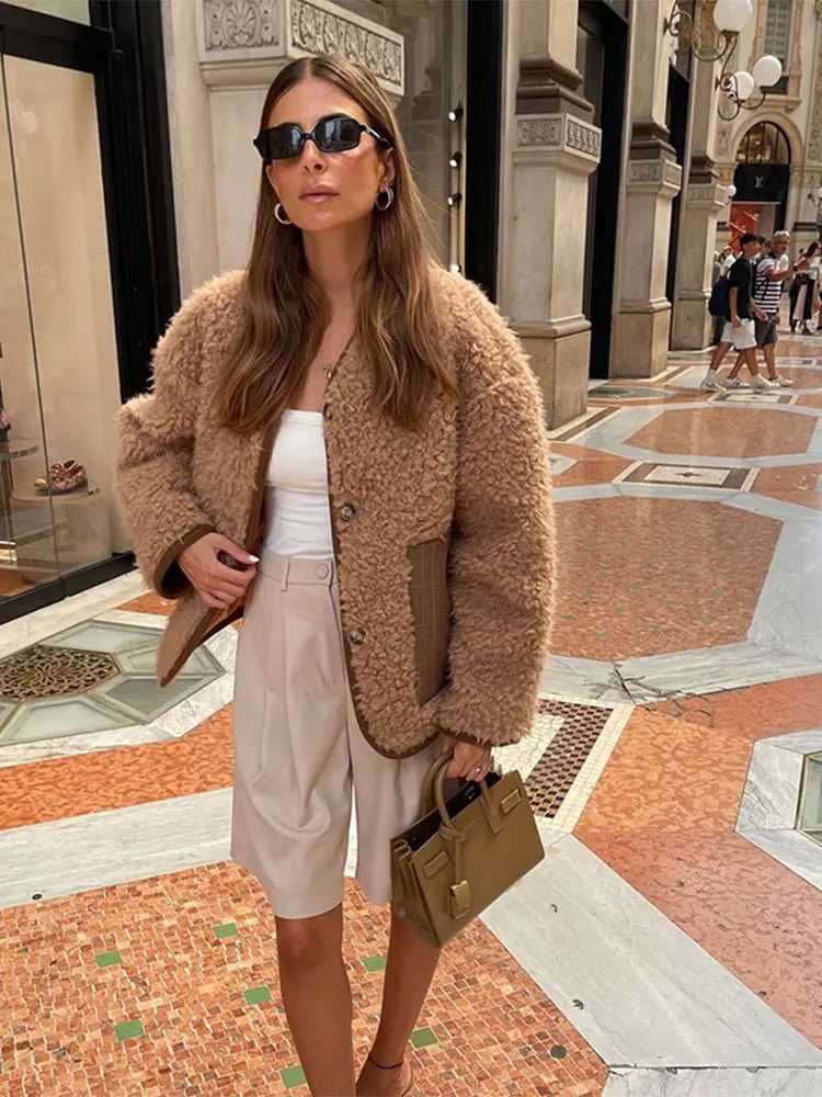 Chic Brown O Neck Splicing Lamb Wool Coat Women Casual Single Breasted Long Sleeved Pocket Warm Jacket Fall Winter Lady OutwearX241018