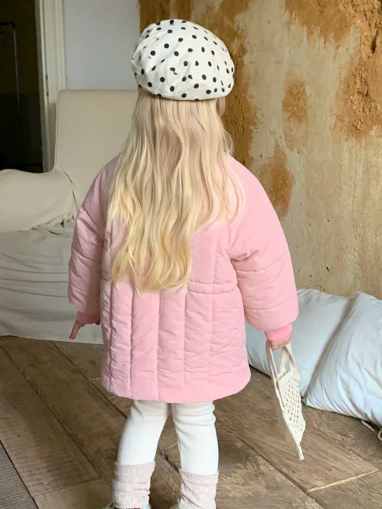 Korean childrens clothing girls cotton winter new item fashionable to keep warm cotton thick loose jacket comfortable M241018