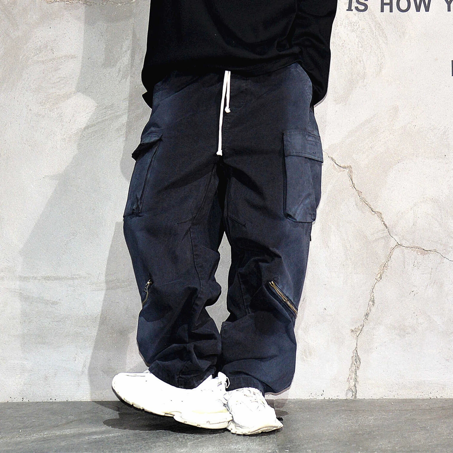 High Quality Multi-Pocket Cargo Pants Men Japanese Fashion Baagy Pants High Street Skateboard Stacked Pants Harajuku Trousers 241010