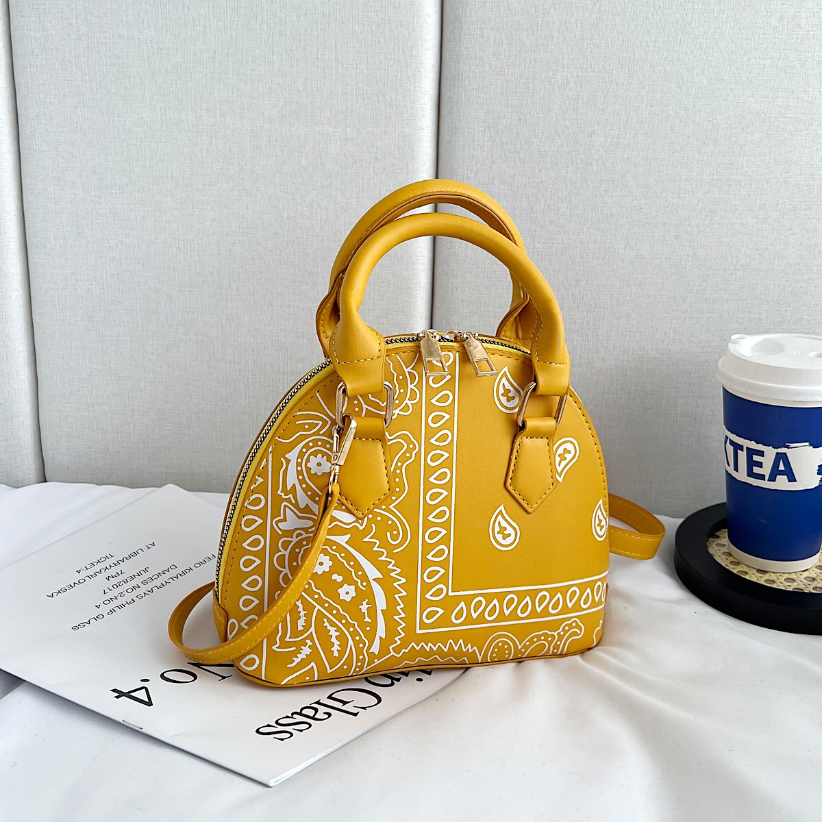 2025S Fashion Designer Women Handbag Shell Clutch Totes Purse Tote Leather Shoulder Ladies Crossbody Bag