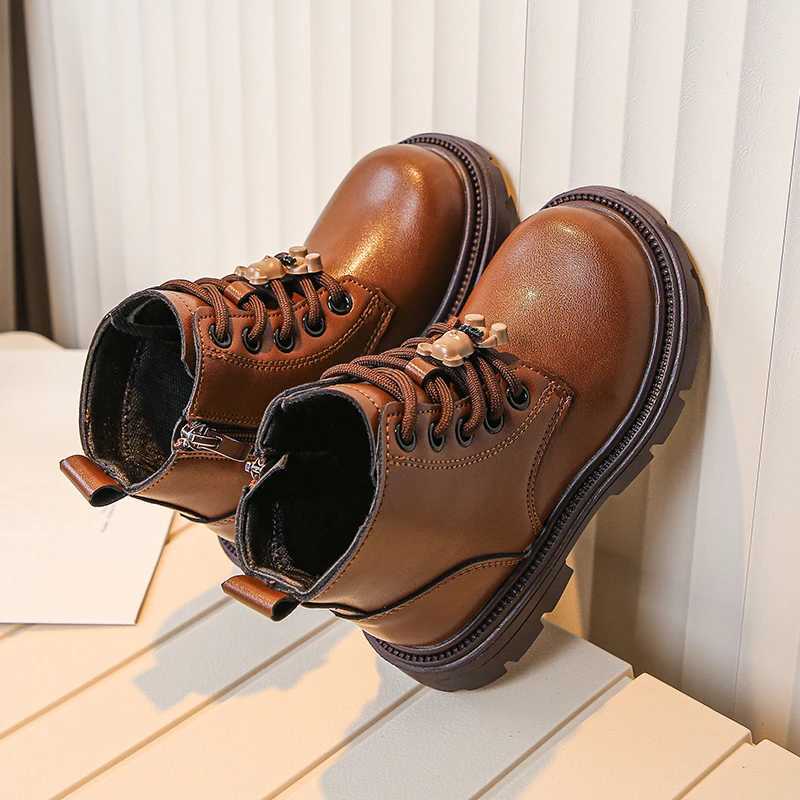 Boots Children Fashion Boots Girls Leather Short Boots Retro Kids Ankle Boots with Bear Doll Anti-Slippery Spring Autumn 2024 New H241018