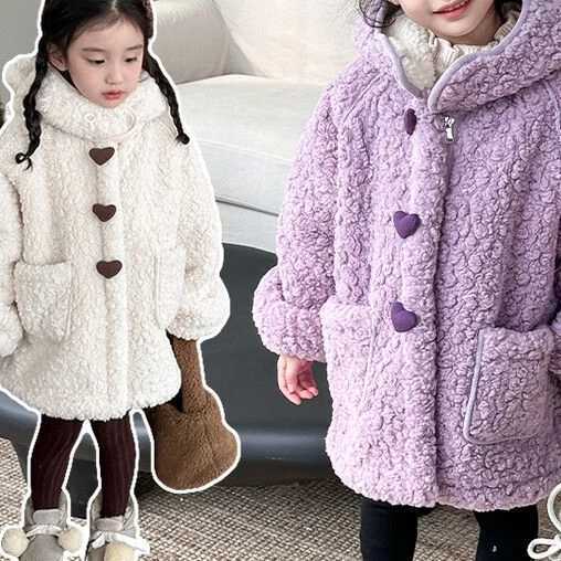 Girls coat cashmere new sweater childrens fashionable Western style clothing plush thick winter clothing M241018