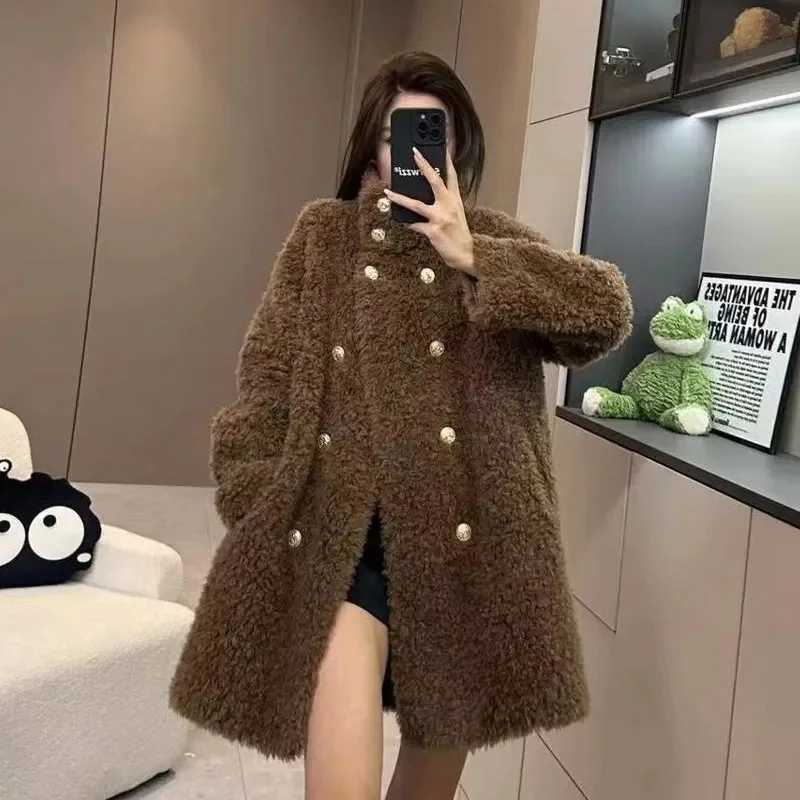 Black Lamb Wool Coat 2024 Autumn/Winter New Popular Maillard Small Fragrance Style High Grade Fashion Mid length Top WLFX241018