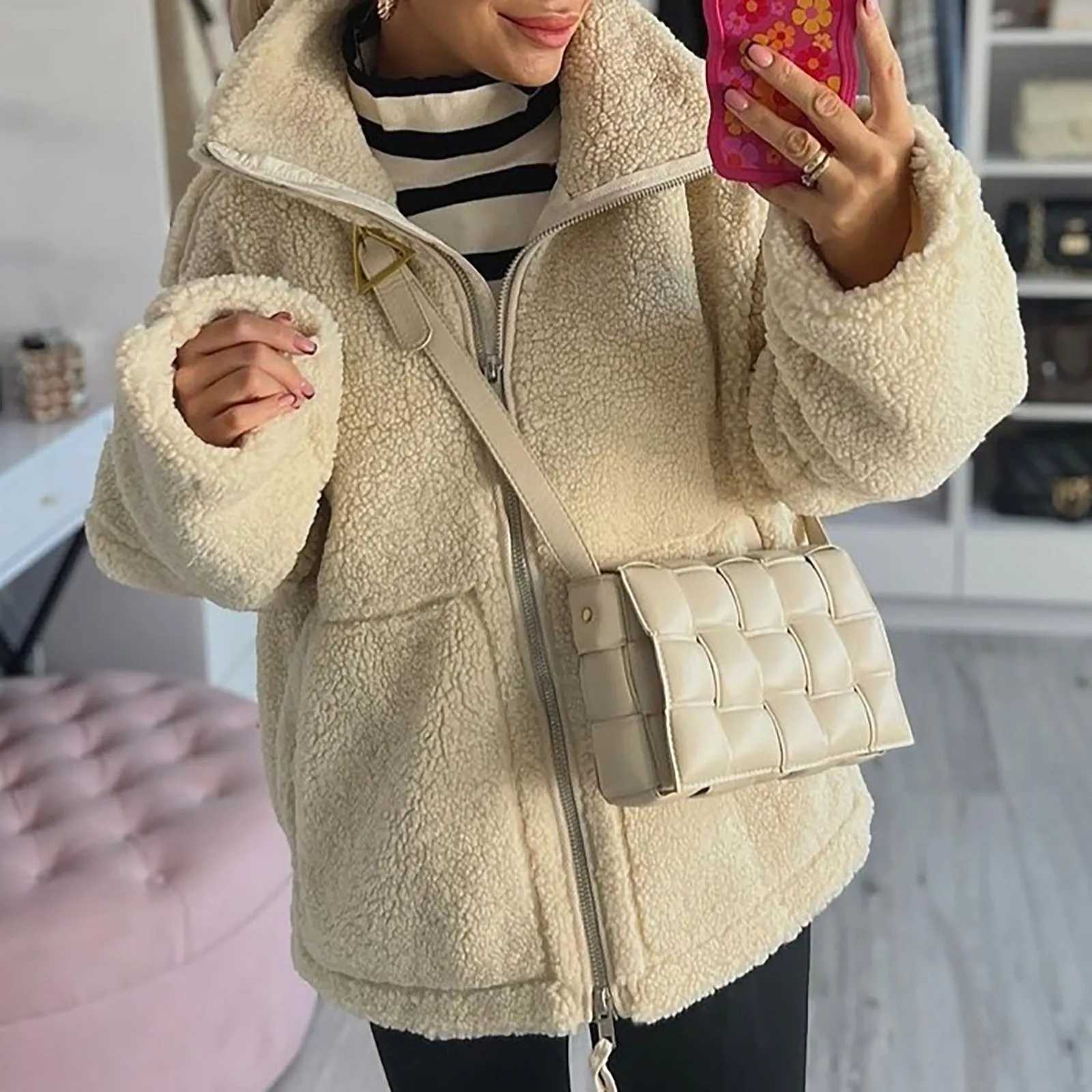 Autumn Winter Warm Women Jackets Long Sleeve Zipper Lamb Wool Coat Stand Collar Casual Pocket Elegant Solid Lady Plush OutwearX241018