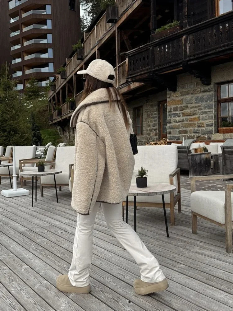 Fashionable Sherpa leather button patch work jacket elegant lapel long sleeved warm jacket winter womens fashion street commuting jacket 241008