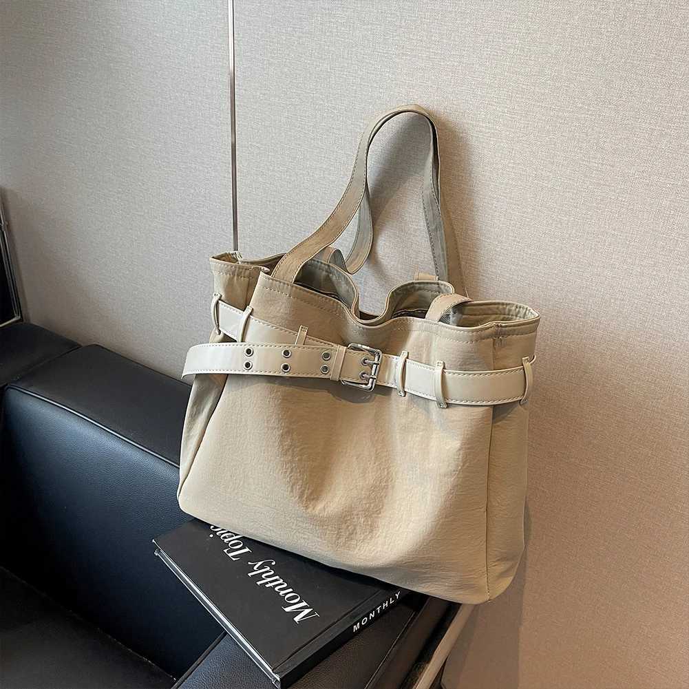Ladies Tote Bag with Inner Pockets Nylon Shoulder Belt Buckle Hobo Daily Shopping Work 241018