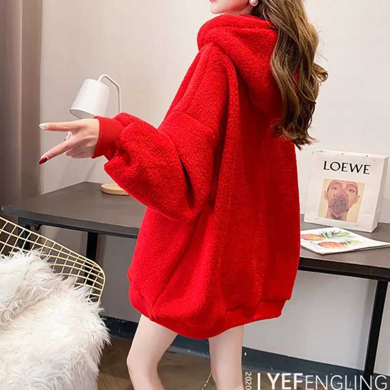 Winter Thick Lamb Wool Casual Women Hoodie Yellow Loose Lady Sweatshirt Embroidery Cartoon Cute Little Sheep Pullover FemaleX241018
