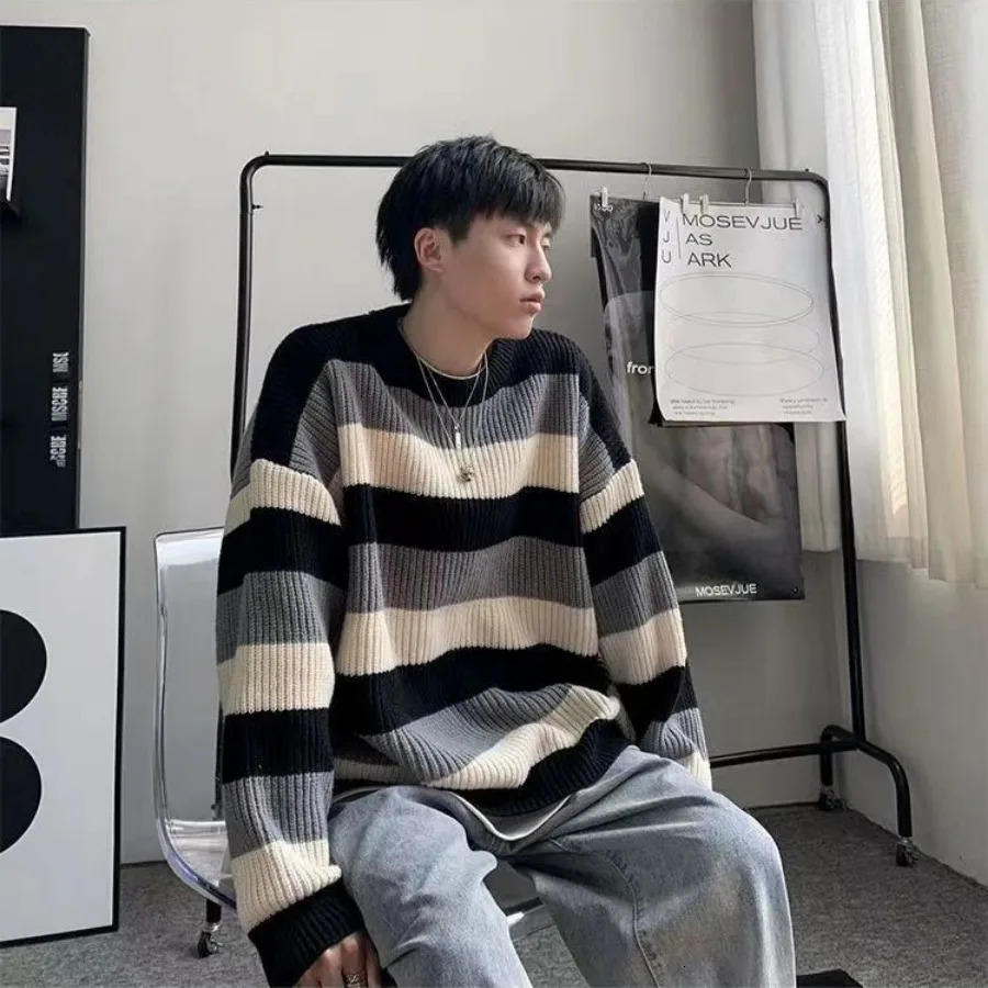 Warm Knitwear Thick Striped Mens Knit Sweater Fleeced Crewneck Round Collar Pullovers Male Vintage Long Sleeve Streetwear 241018