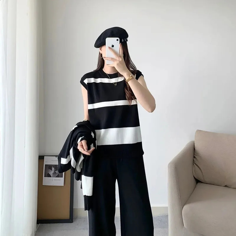 Knitwears Cardigan Striped Sweater Vest knit Wide Leg Pants Outfits Casual Knitted 3 Piece Sets Korean Fashion Loose Ensemble 241017