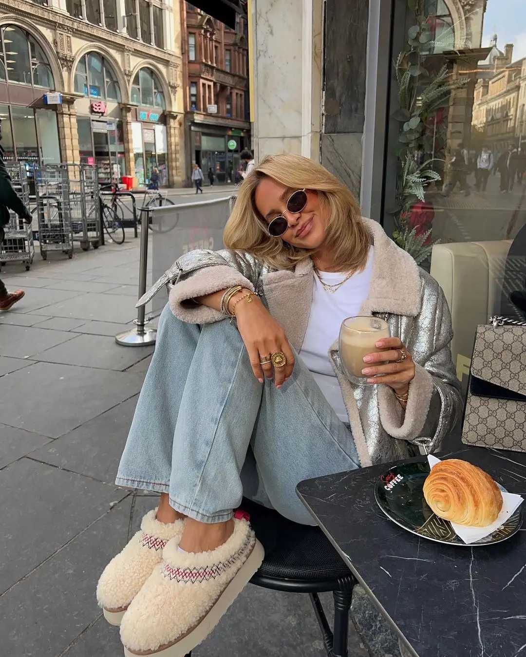 Winter Thick Coat For Women 2024 Silver Lapel Long Sleeves Female Warm Short Jackets Woman New In Street Lamb Wool OuterwearX241018
