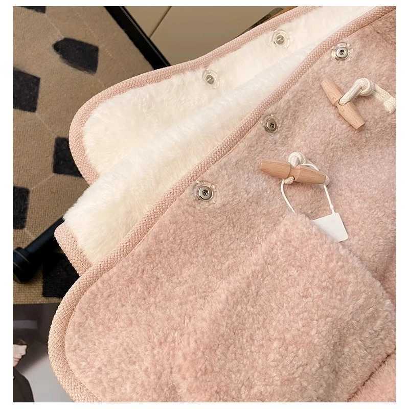 Lamb Wool Jacket Korean Style Thickened Large Pocket Hooded Cowhide Button Plush Top Womens New Autumn 2024X241018