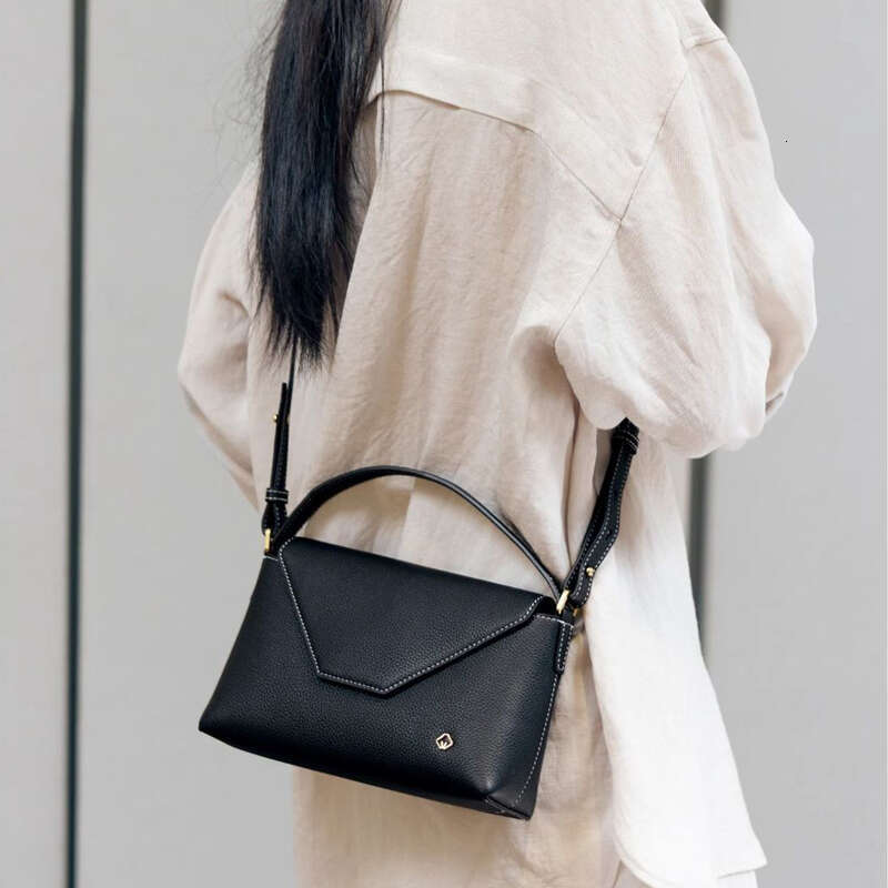 2024 Designer New Styles Messenger Genuine Leather Shoulder Women's Envelope Bag Fashion Small Size Women Handbag