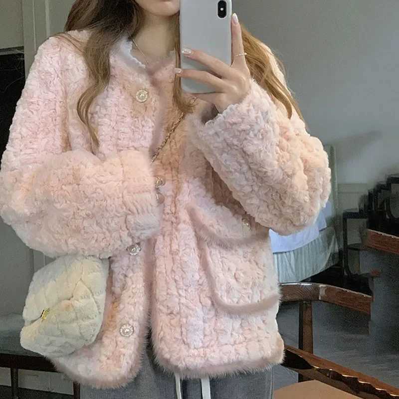 Pink Faux Fur Jacket Women Fashion with Pocket Long Sleeves Lamb Wool Warm Coat Ladies Korean High Street Short OutwearX241018