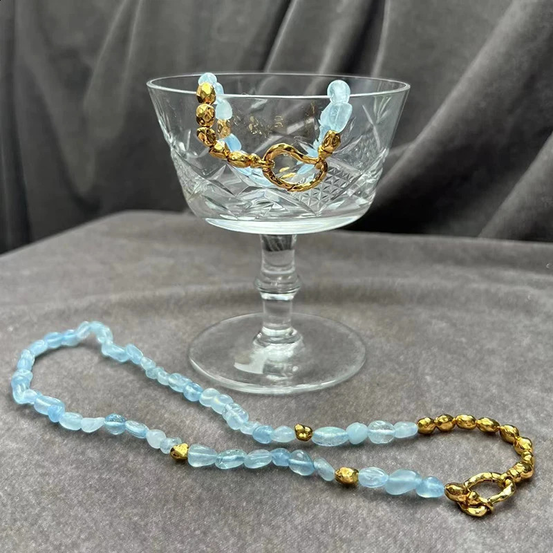 Light blue natural stone bead necklace suitable for women. Irregular stone handmade necklace Bohemian jewelry for summer holidays 241017