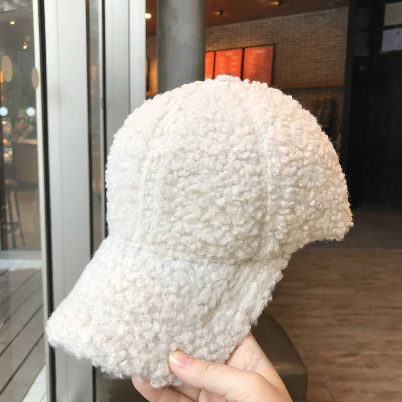 Autumn and Winter Women Lamb Fur Baseball Cap Lamb Wool Hats Version Tide Warm Cap Plush Baseball Caps Autumn Baseball CapX241018