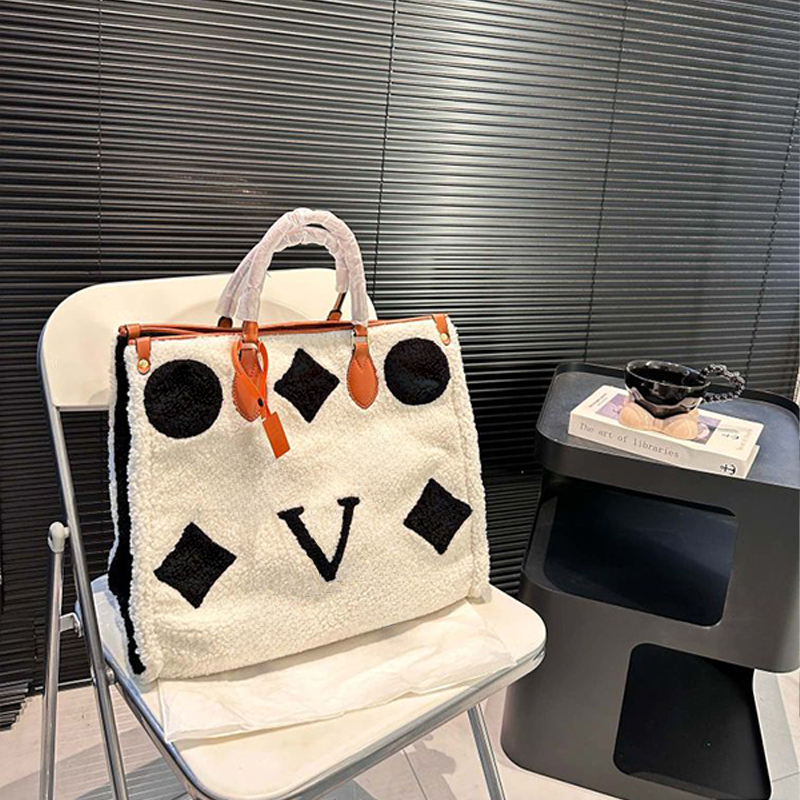 Plush Designer Womens Socialite Handbags Large Capacity Letter Print Tote Shoulder Bags High Quality Messenger Bag s Shopping Free shipping
