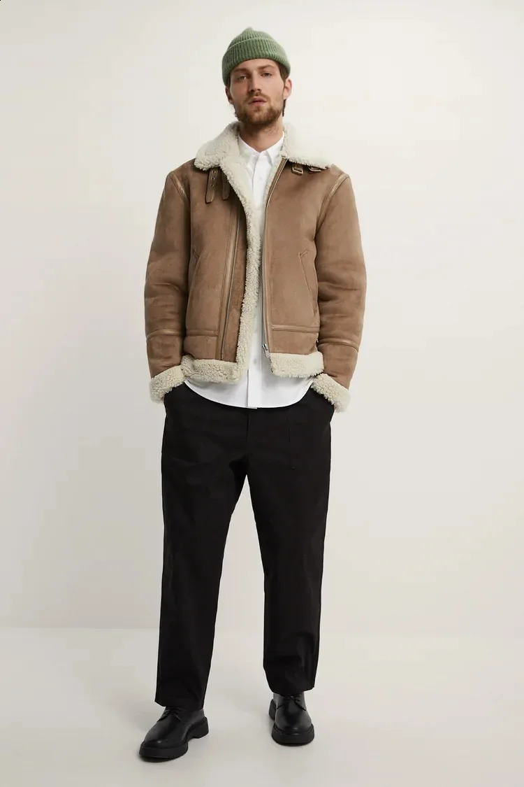 Winter fashion trend windproof warm mens collar suede jacket 241007